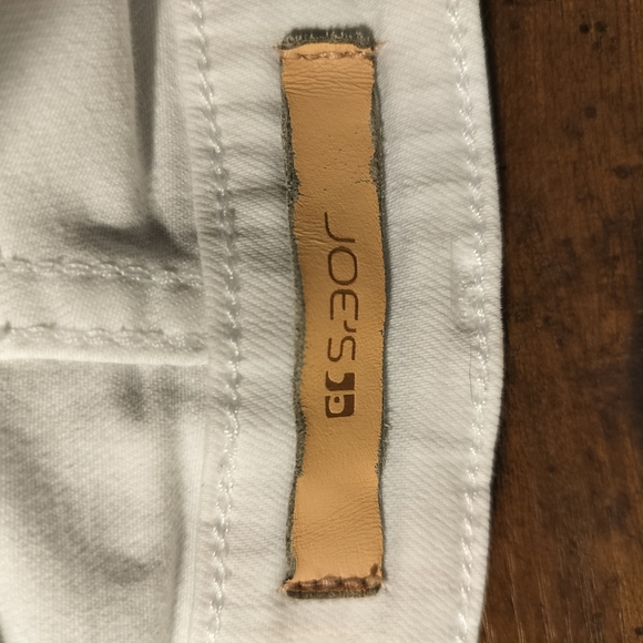 Joe's Jeans White Ankle Cropped Denim - Picture 5 of 6